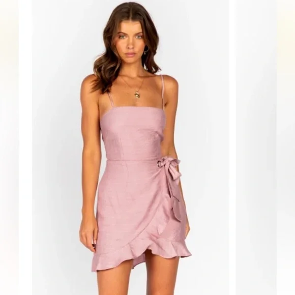 Selfie Leslie Angela Dress Pink wrap tie front - Picture 3 of 11